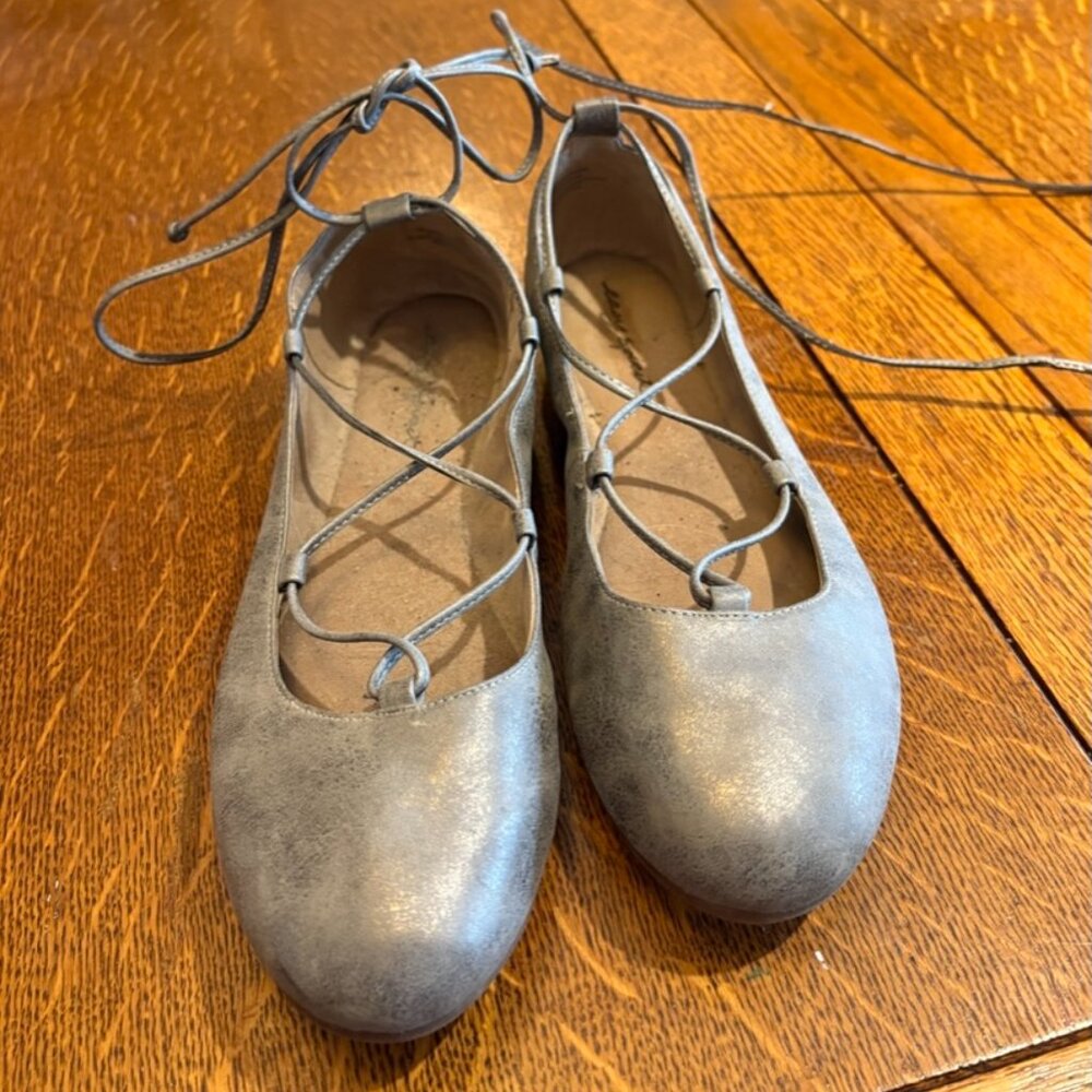 Ballet Style with wrap around ties